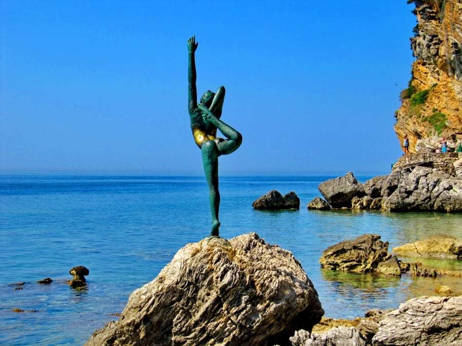 Горящие туры в Черногорию