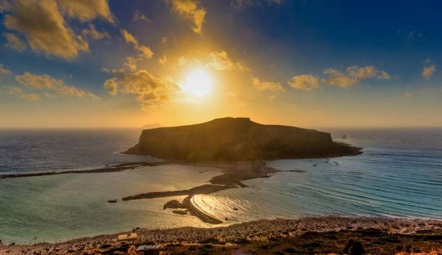 Греция: погода по месяцам