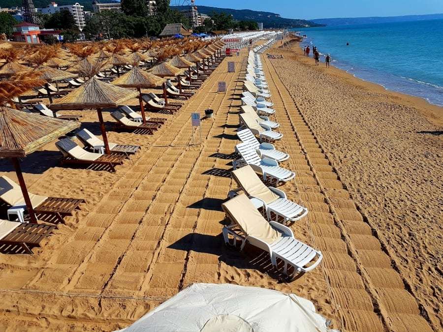 Харьков - Болгария: самолет