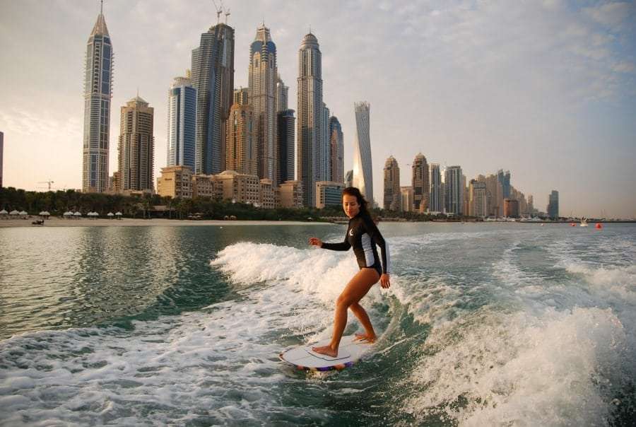 Серфинг в Дубае