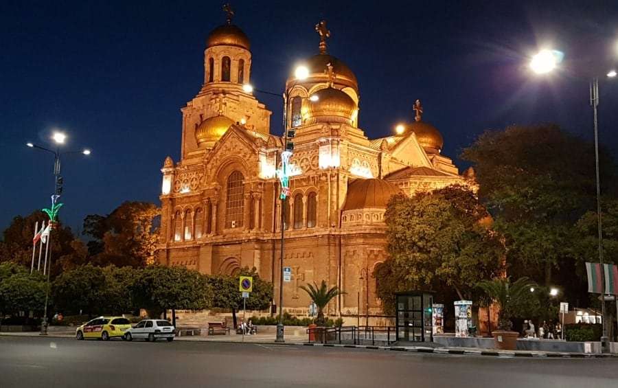 Днепропетровск-Болгария - самолет