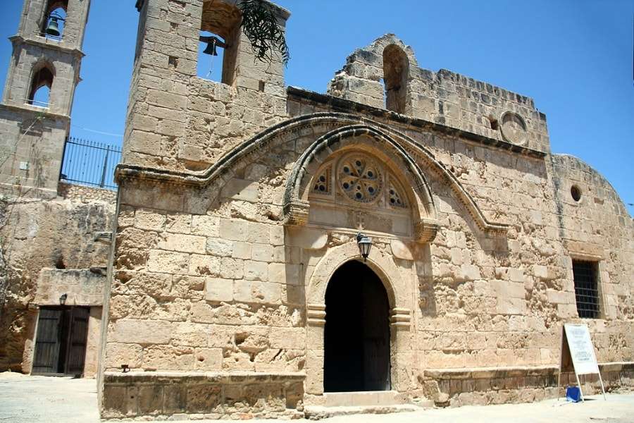 Кипр: что посмотреть в Айя Напе