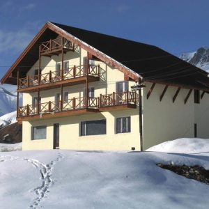 3-звездочный отель Veranda Hotel в Гудаури