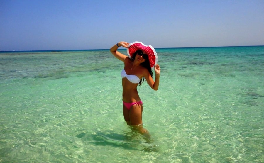 Девушка на Райском острове