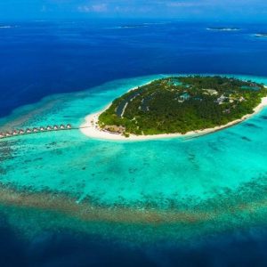 Фото 5-звездочного отеля Furaveri Island Resort на Мальдивах