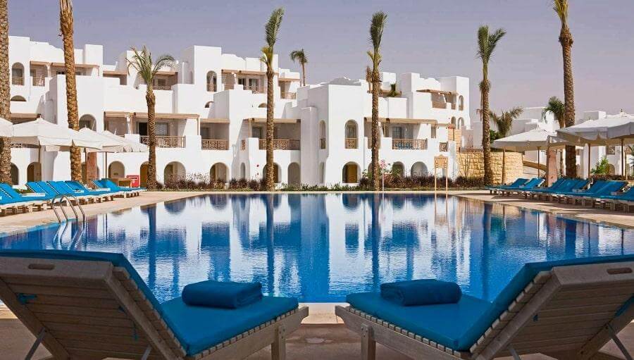 Бассейн в отеле Novotel Sharm el Sheikh 5* в Шарме