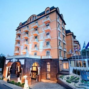 Фото Royal Grand Hotel 4* в Трускавце